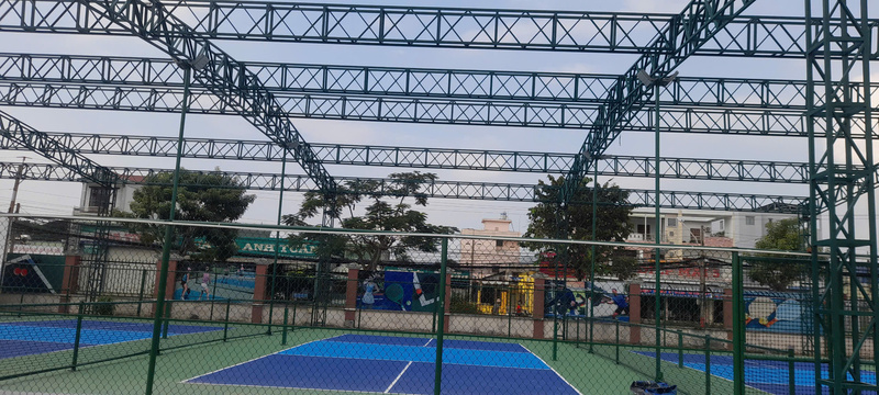 Thi công lắp đặt mái che Huy Hoàng